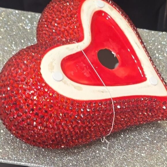 Interior Illusions Plus Red Rhinestone Love Heart - Picture 7 of 7